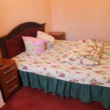 Studio apartment Chernihiv Exterior photo