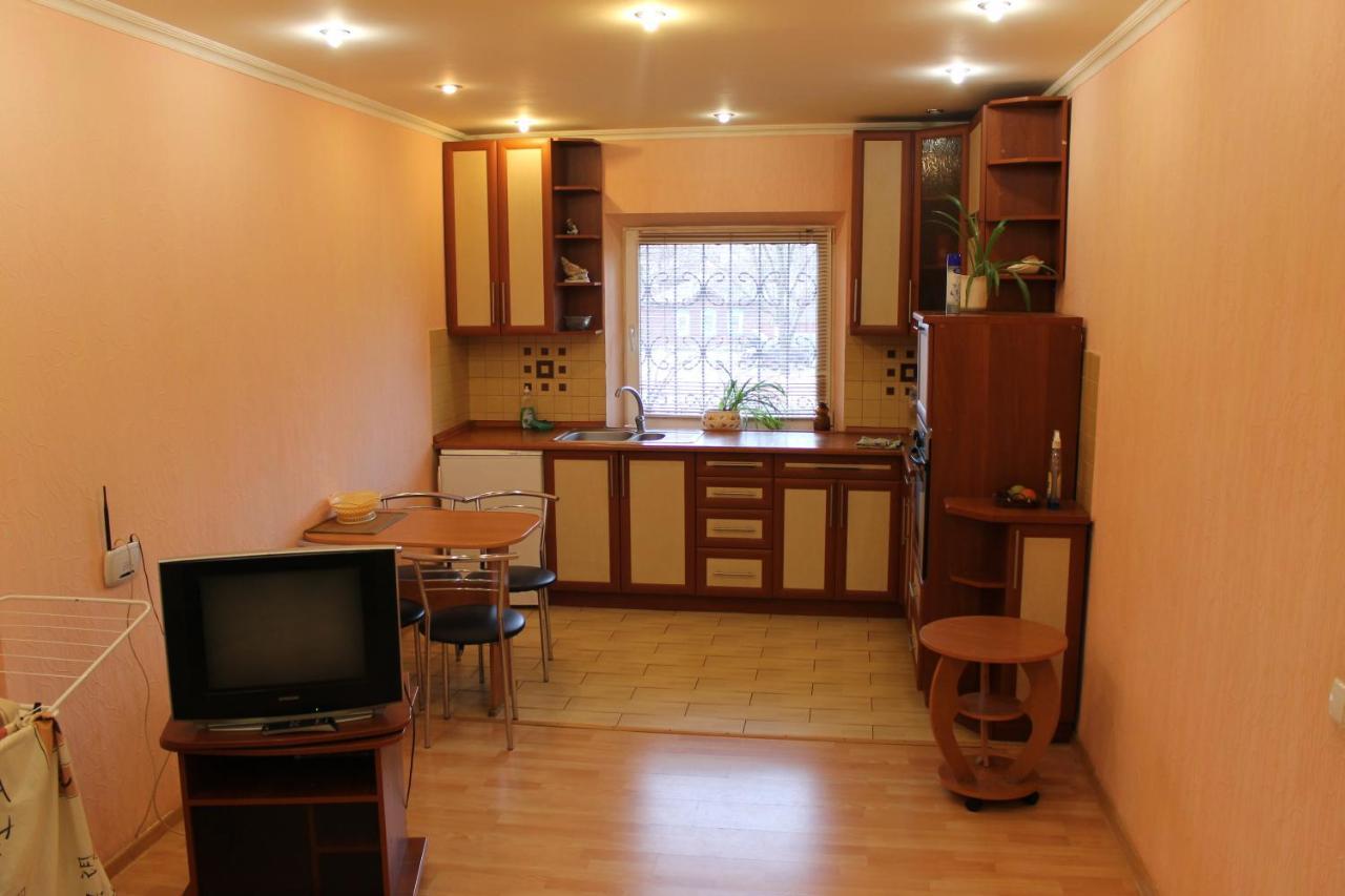 Studio apartment Chernihiv Exterior photo